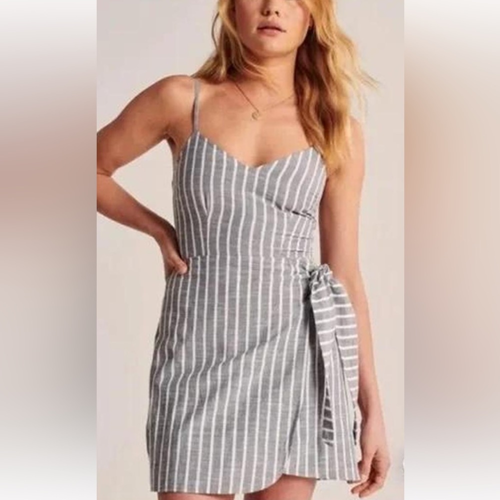 Abercrombie & Fitch Dress